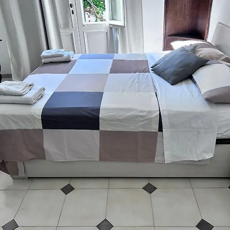 Holiday home Casavacanza D Funny